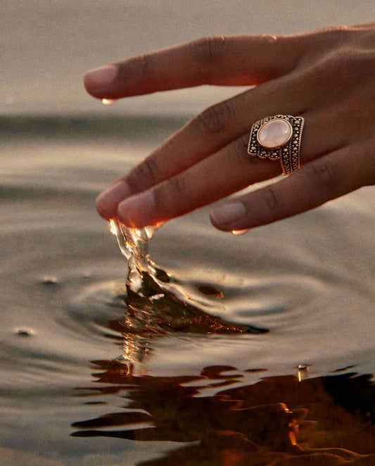 Anillo AURA — Cuarzo Rosa