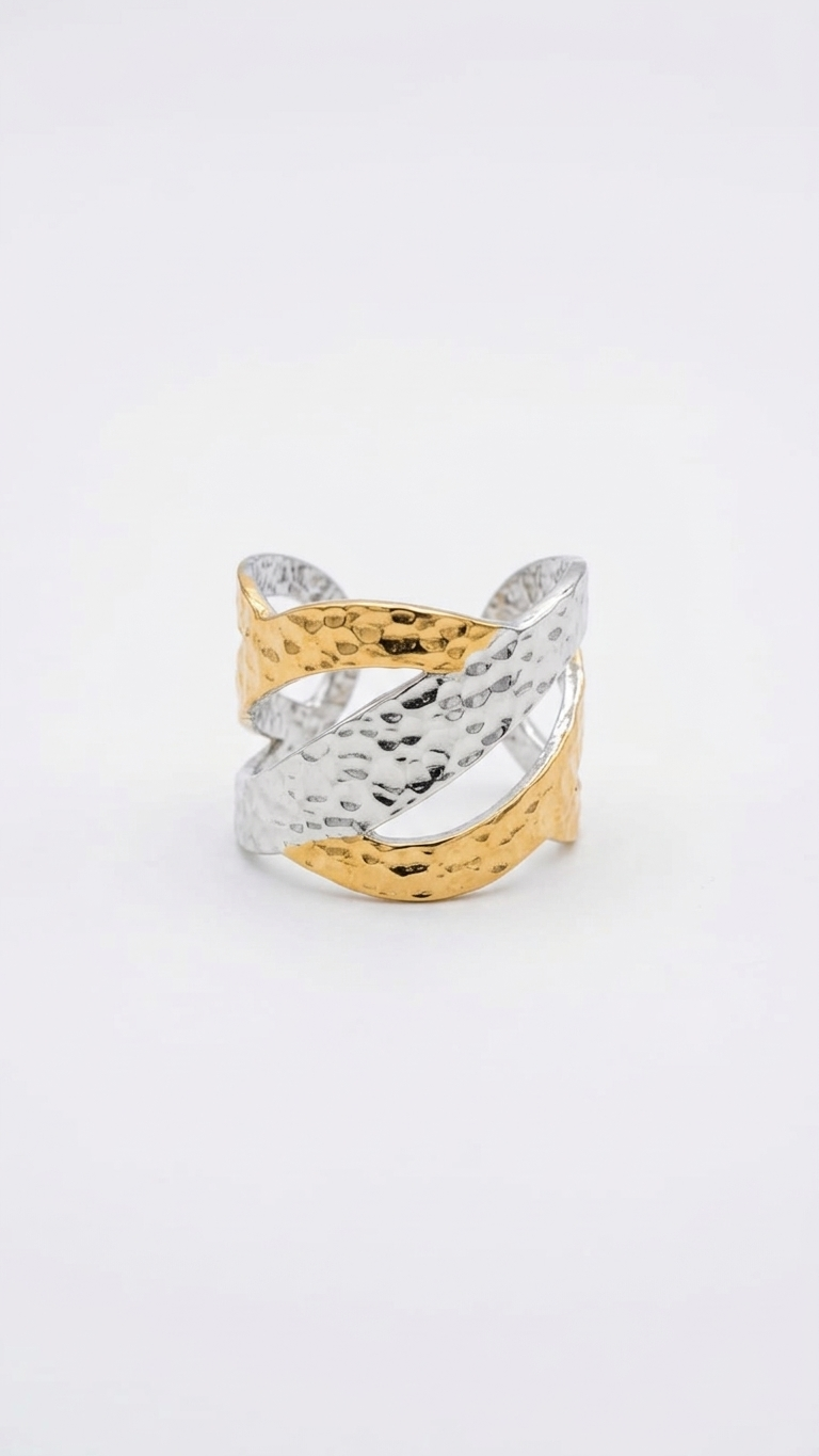 Anillo Croma Bicolor Martilleado en Acero y Oro PVD